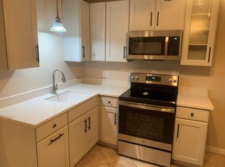 1720 Barbara Ln, Encinitas, CA 92024