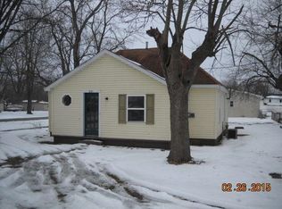 801 W 4th St, Grandview, IN 47615