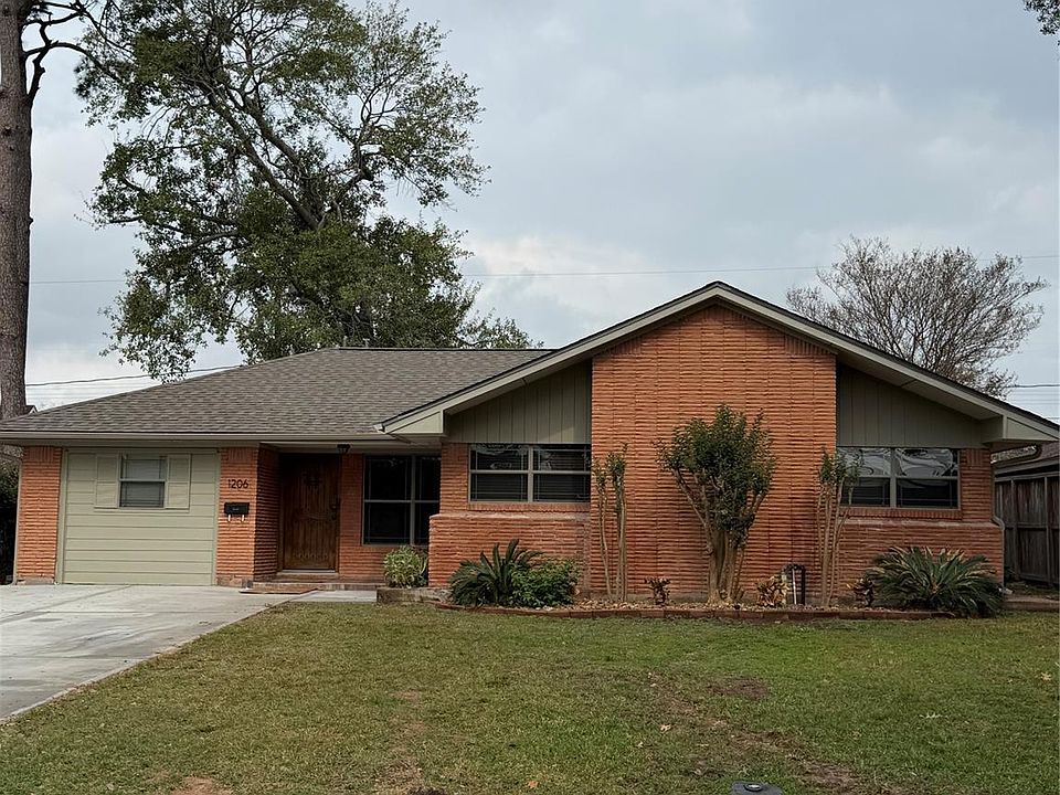 1st image of 1206 Stonecrest Dr