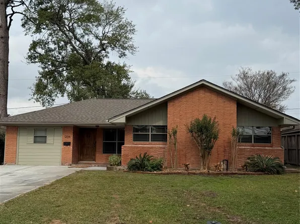 1206 Stonecrest Dr, Houston, TX 77018