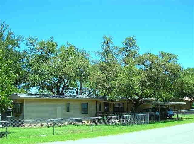 1st image of 156 Crest Dr