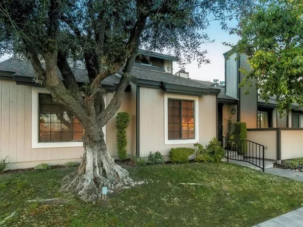 7225 Shoup Ave APT 15, West Hills, CA 91307