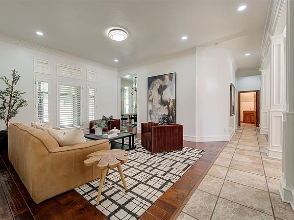 2nd image of 12217 Lorien Way