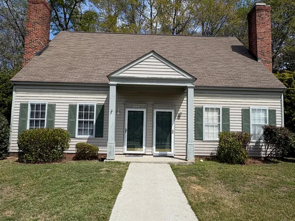 1233 Hulon Cir, West Columbia, SC 29169