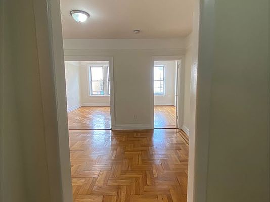 5th image of 24-14 27th St #B