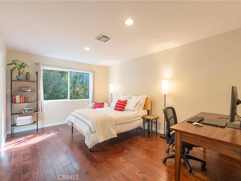 3259 Malcolm Ave — Photo 30