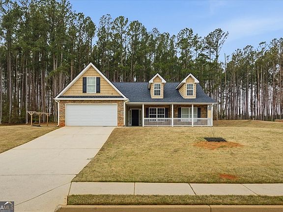 2nd image of 148 Laurel Ln