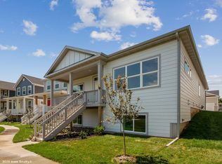 2709 165th Ln, Clive, IA 50325