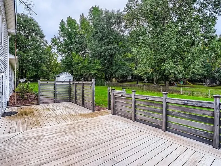 130 Grandchester Way — Photo 16
