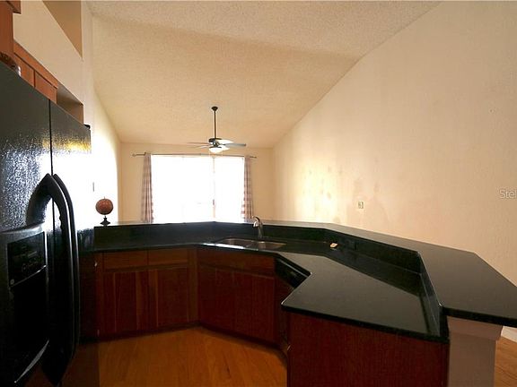 5th image of 660 Arbor Lake Ln #660