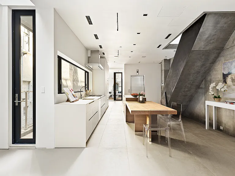 35 Walker St #PENTHOUSE — Photo 5