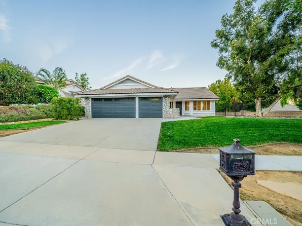 1405 Merganser Cir, Corona, CA 92882