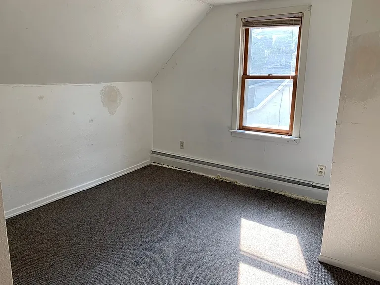 1120 Pine St — Photo 10