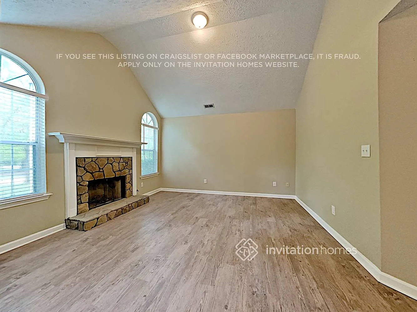89 Sawgrass Manor Dr Newnan, GA 30265 — Photo 3
