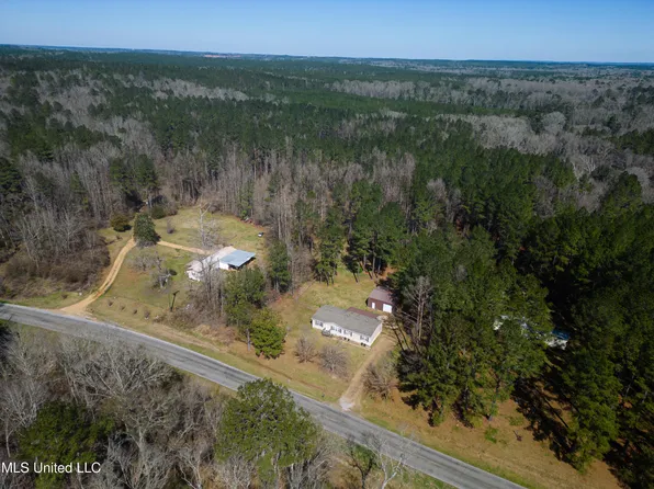7147 Highway 472, Hazlehurst, MS 39083