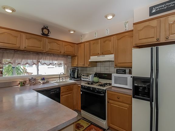 5th image of 3287 Tierney Pl