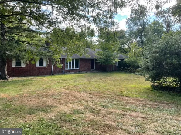 104 Lands End Rd, Wilmington, DE 19807