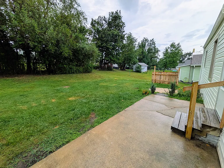 307 Austin Ave — Photo 19