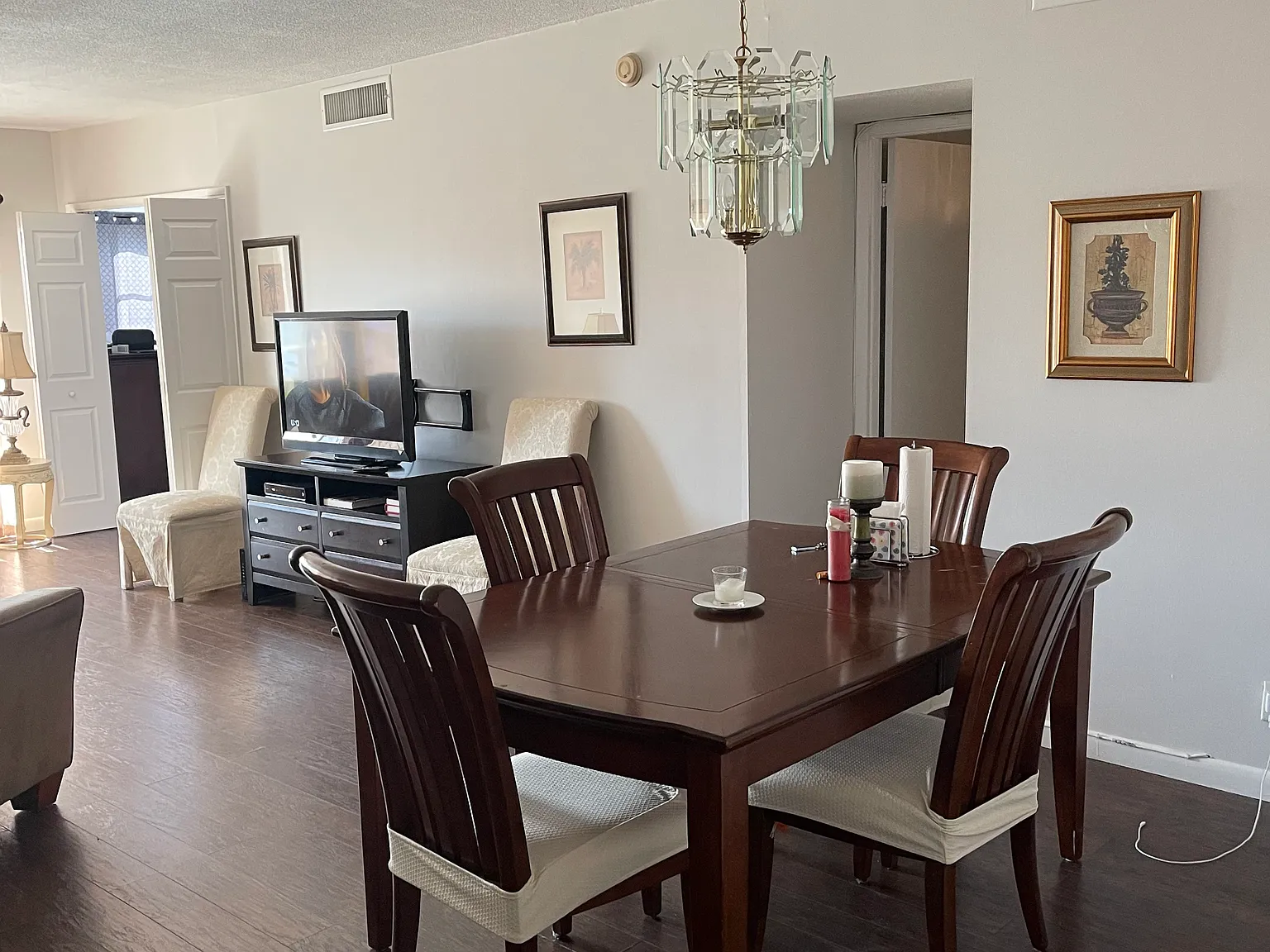 2 bed, 1100 sqft, $1,950 — Photo 4