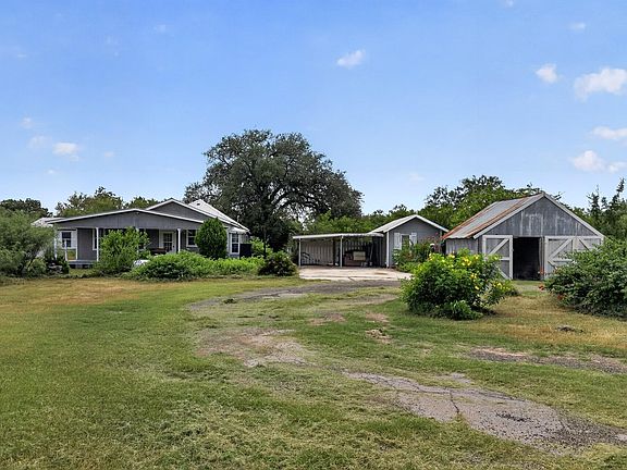 3rd image of 217 County Road 373