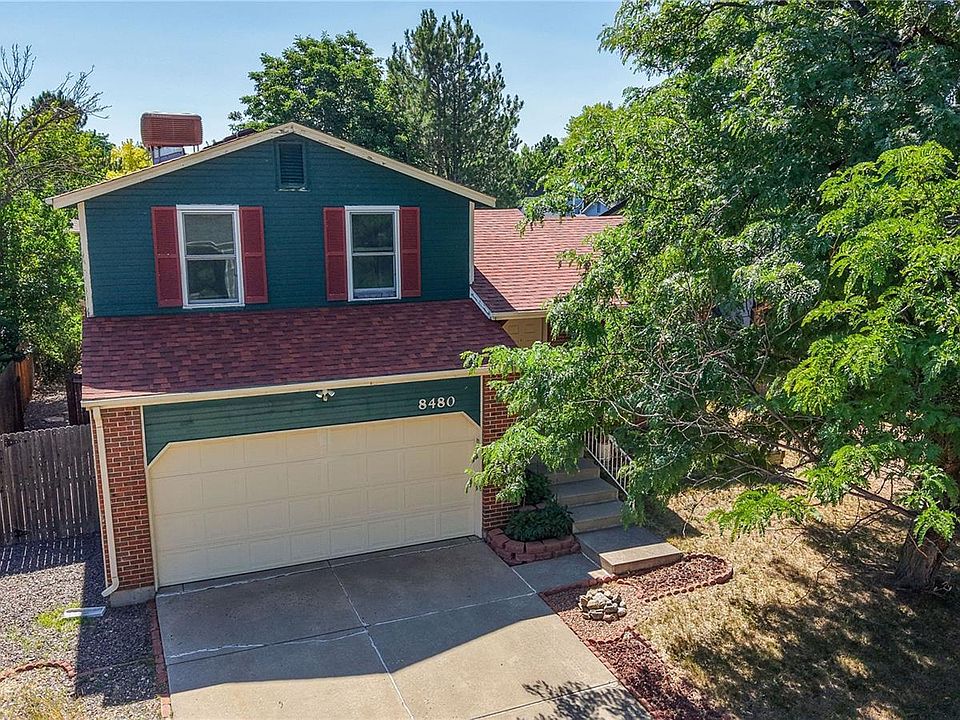 1st image of 8480 Rabbitbrush Way
