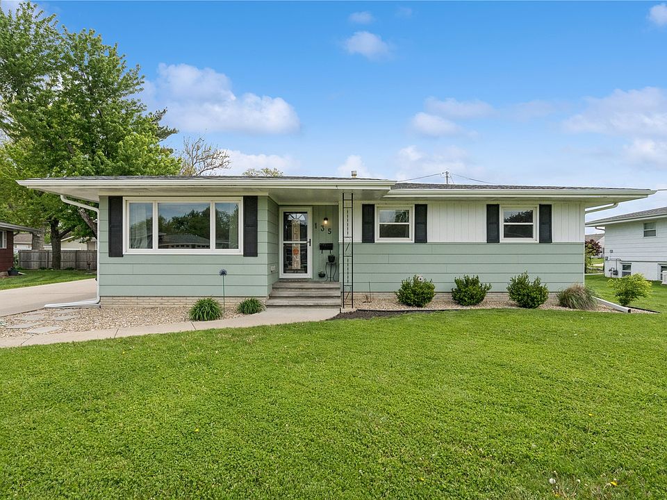 1st image of 135 29th Street Ct