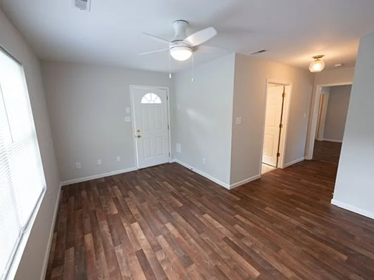 2240 McClung Ave — Photo 11