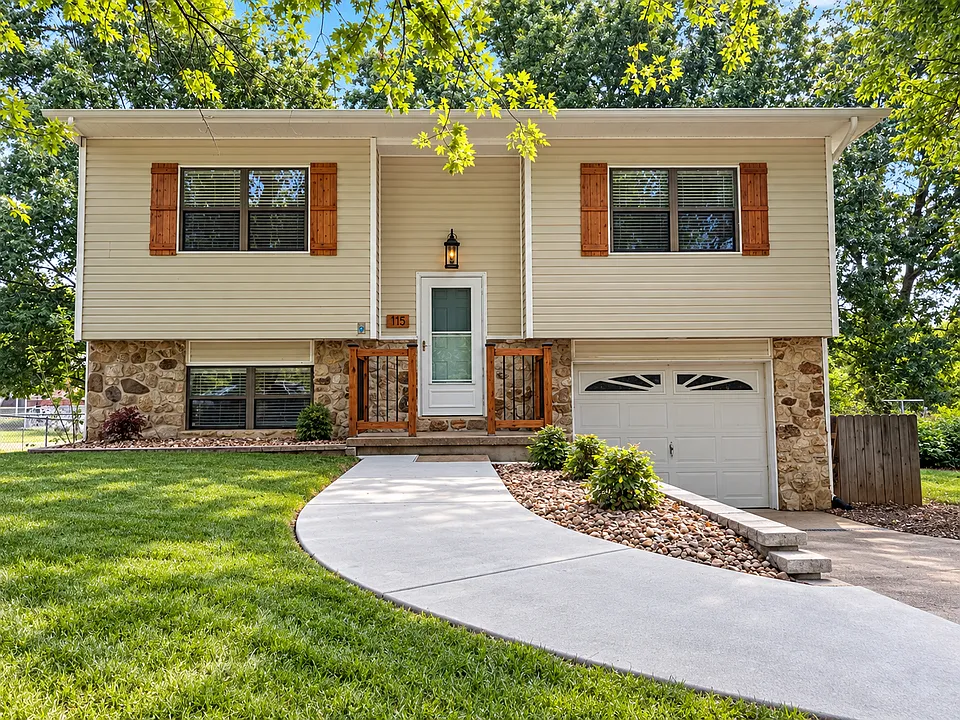 115 Belmont Dr