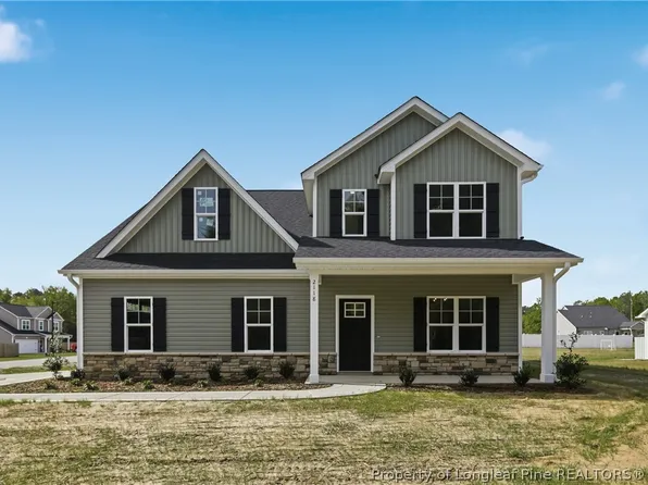 2118 Smith Rd, Hope Mills, NC 28348