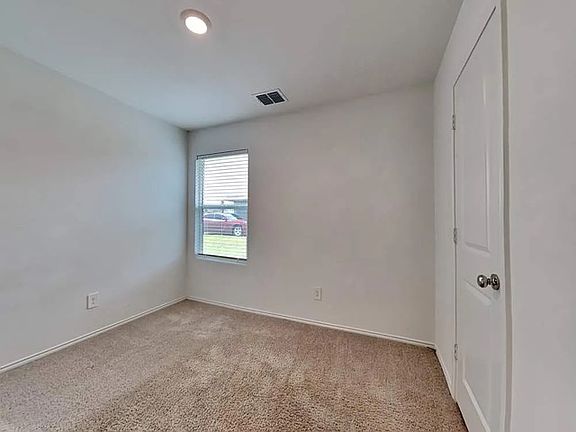 4th image of 3072 Wallace Wells Ct