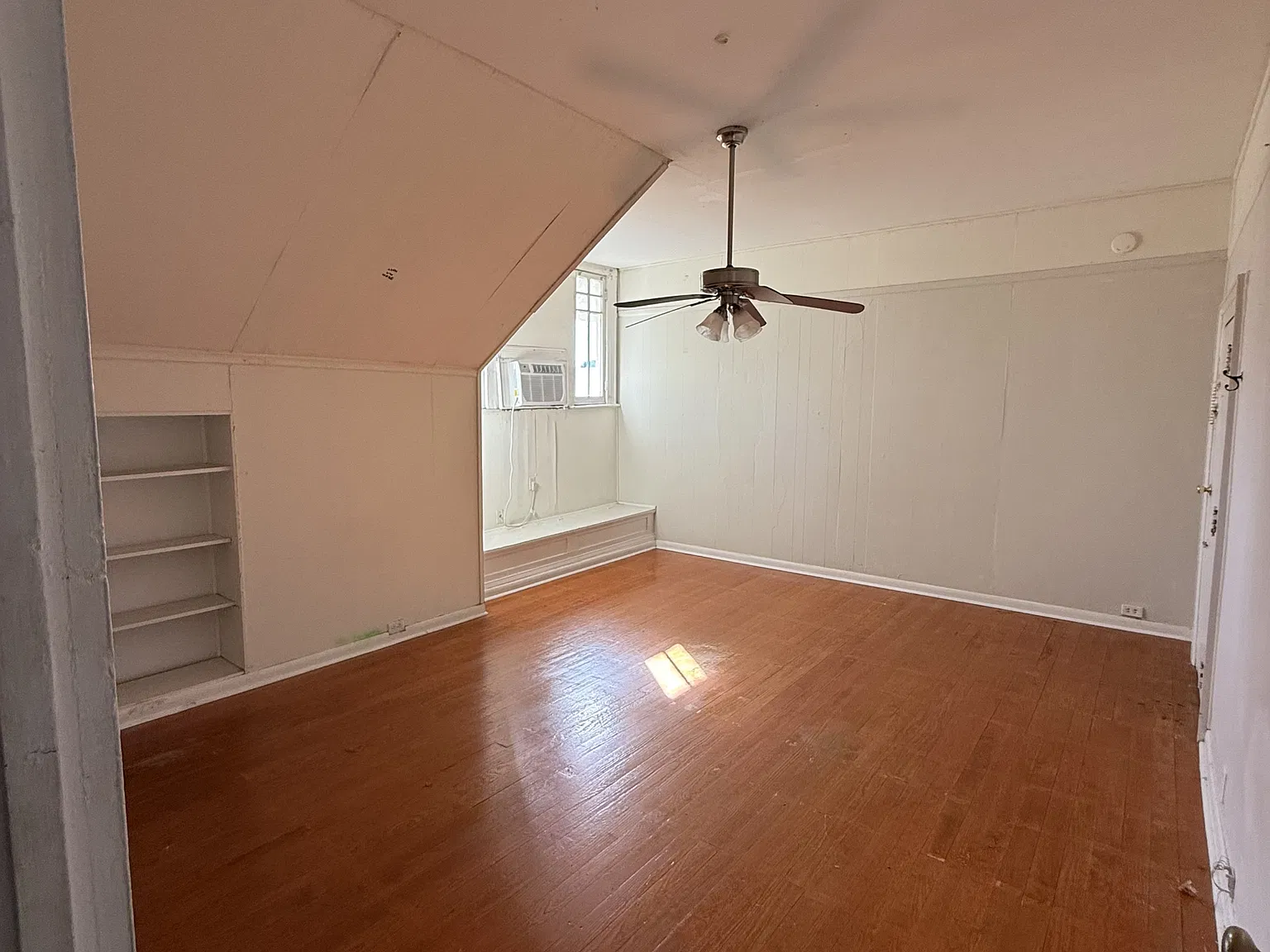 Studio, 500 sqft, $1,125 — Photo 1