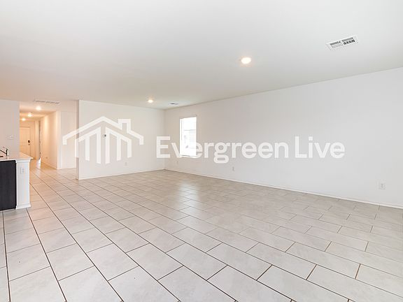 4th image of 10905 SW 22nd St