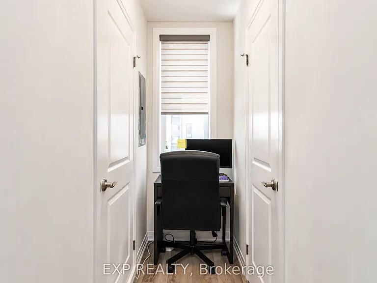 25 Isherwood Ave #23 — Photo 12