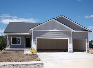 6510 NE 8th Ct, Des Moines, IA 50313