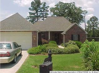 15021 Sherwood Dr, Walker, LA 70785