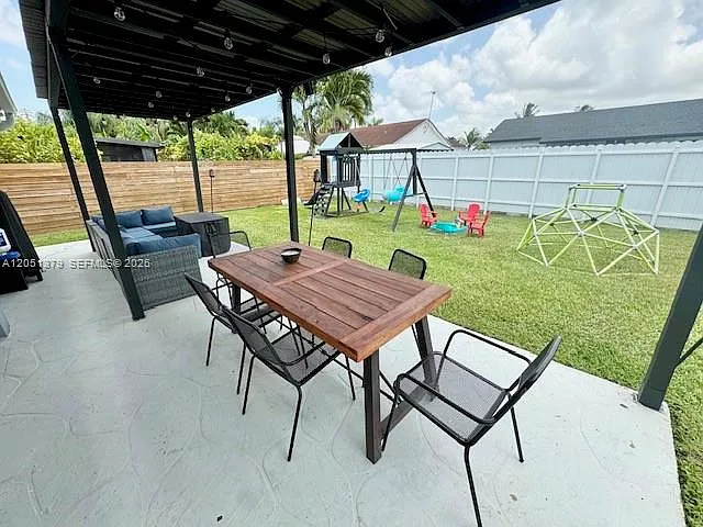 13758 SW 283rd Ter — Photo 22