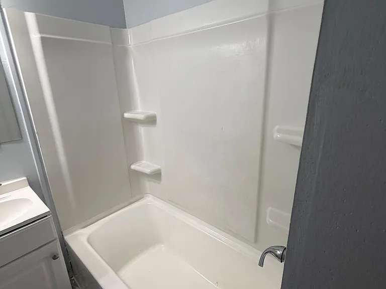 1507 N Salina St #2 — Photo 5
