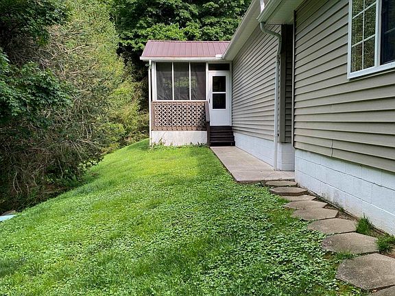 2nd image of 24 Ramey Ct