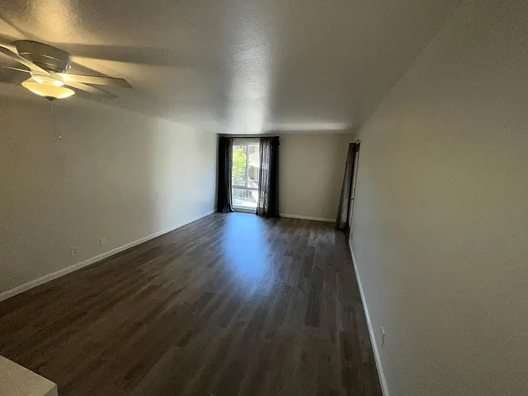 585 Macarthur Blvd #3 — Photo 3