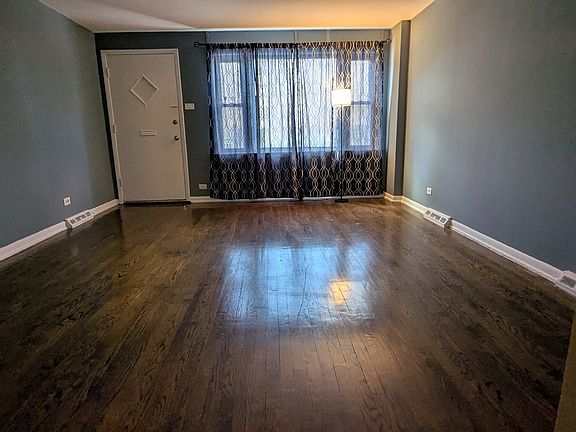 3rd image of 7037 S Harper Ave APT 2B
