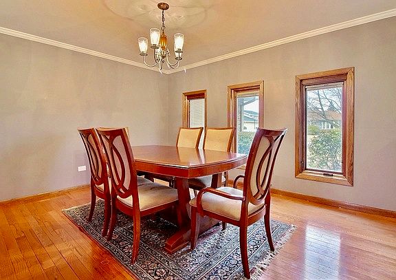 5th image of 15558 Larkspur Ln