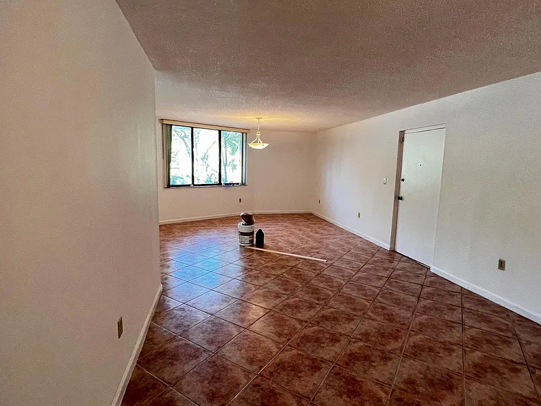 730 Coral Way #101 — Photo 29