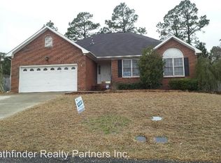 5621 Middlefield Pl, Fayetteville, NC 28304