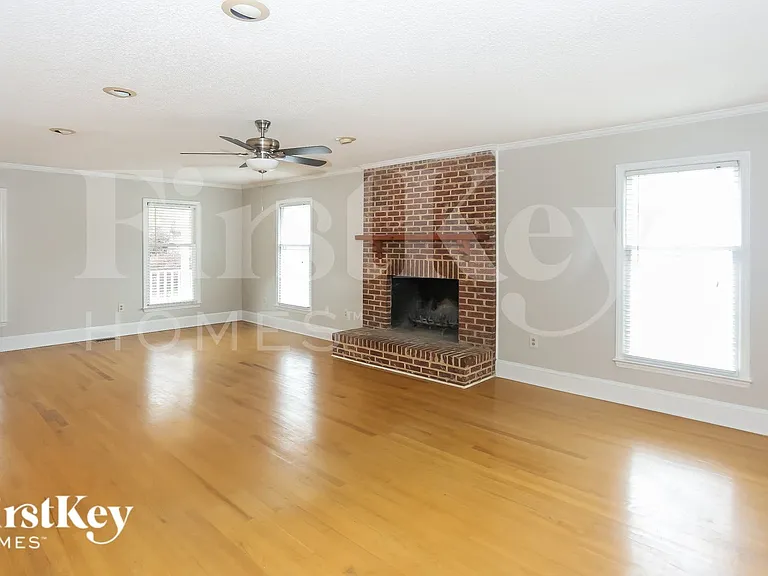 7117 Frances Irene Dr — Photo 5