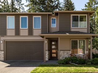 2934 SW Crestwood Dr, Oak Harbor, WA 98277