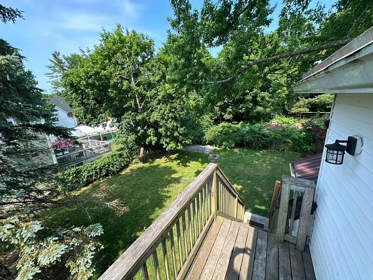 13 Charles St #1 — Photo 10