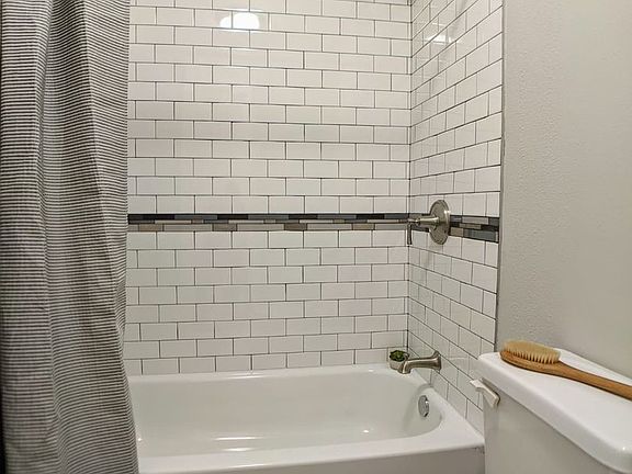 5th image of 2100-2210 W College Ave #2200-08