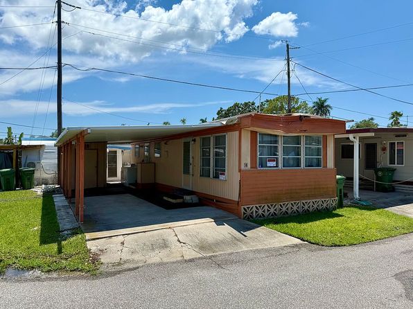 18 Poinciana Cir