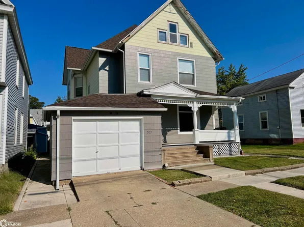 207 S 3rd St, Monmouth, IL 61462