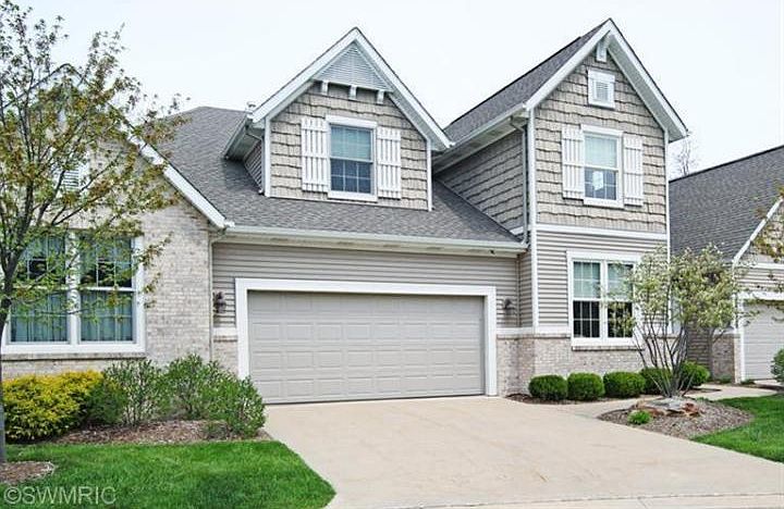 1st image of 151 Blue Heron Ct